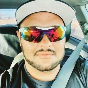 Meet your Posher, Mike